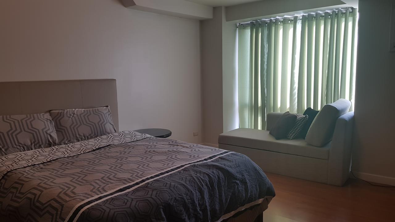 Apartamento Eton Baypark Manila Exterior foto