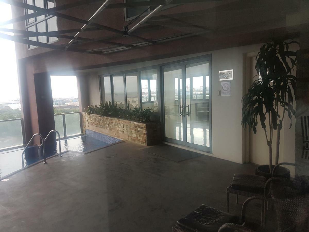 Apartamento Eton Baypark Manila Exterior foto